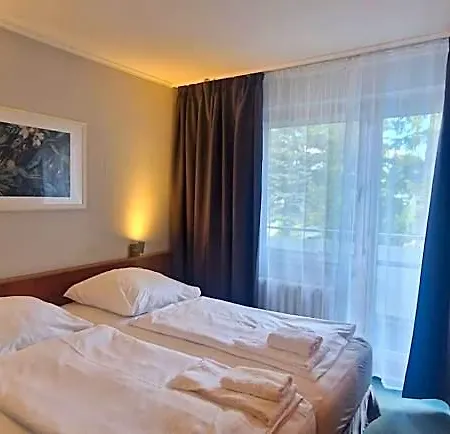 Businesshotel Am Peetzsee Grunheide