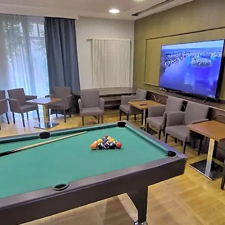 Businesshotel Am Peetzsee * Grunheide