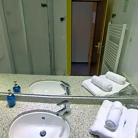 Businesshotel Am Peetzsee * Grunheide